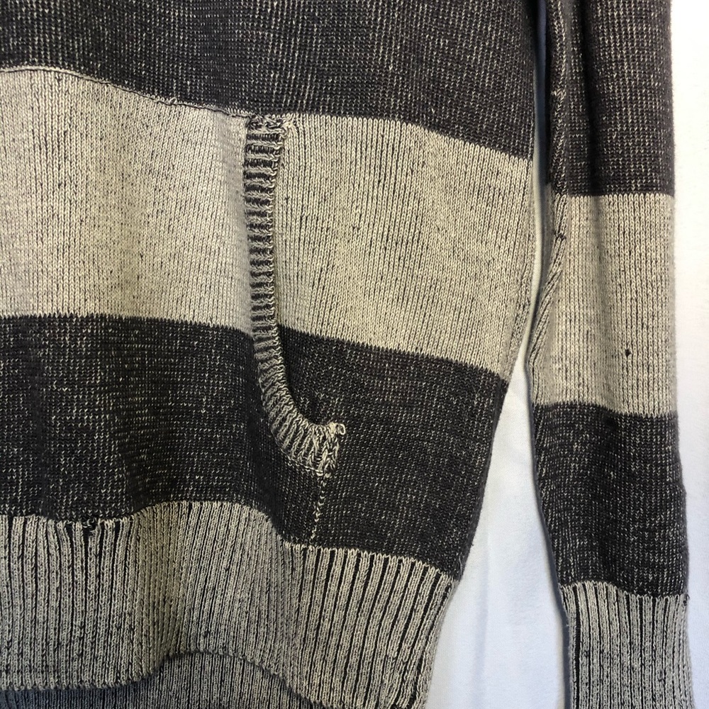 Knit sweater - Picture 4 of 4
